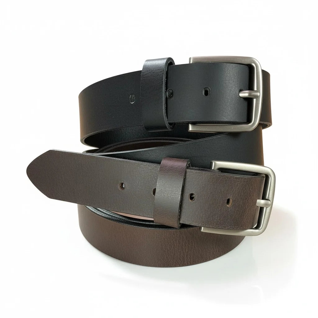 2 ceintures en cuir pleine fleur noir et marron de la marque Isidore