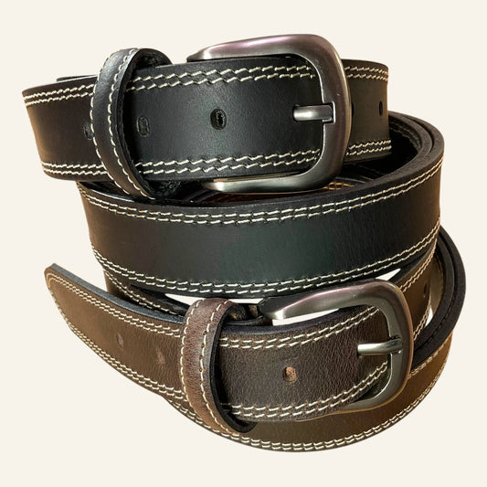 Deux ceinture en cuir double piqure de la marque française Isidore