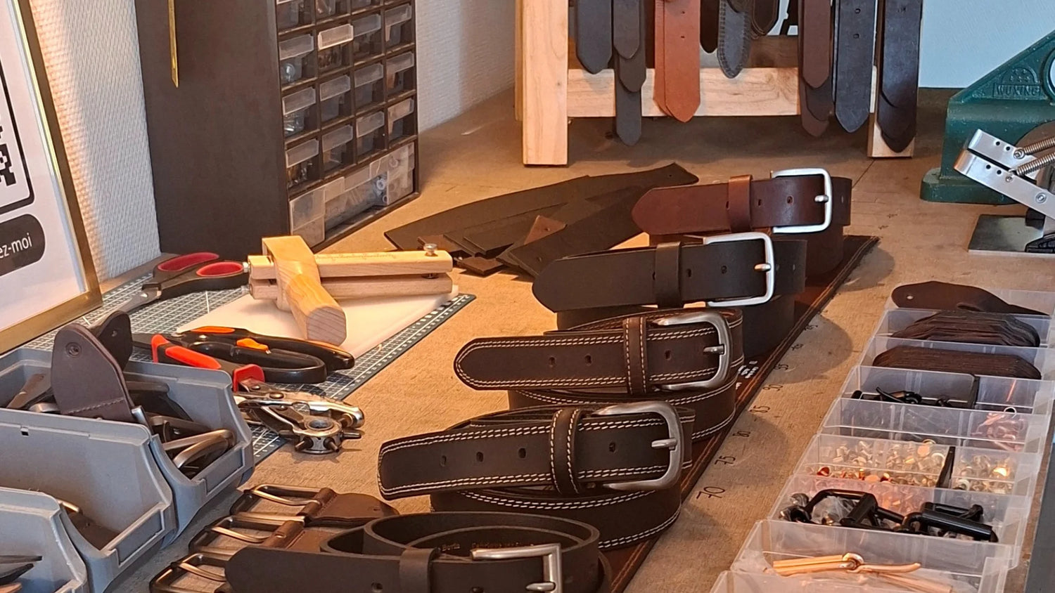 photo atelier ceinture isidore cuir 